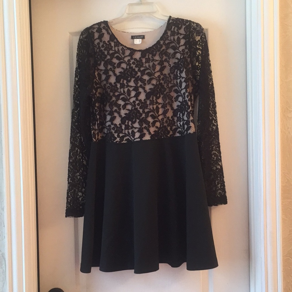 Long sleeve lace dress